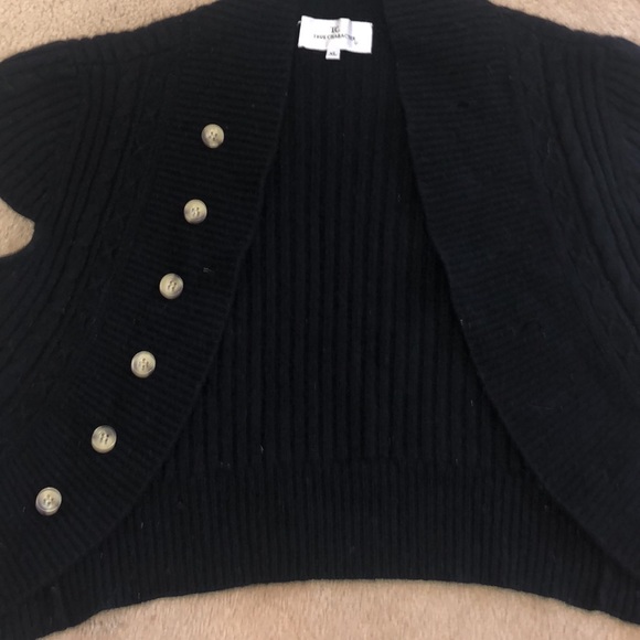 Pure Cashmere shrug - Picture 2 of 7